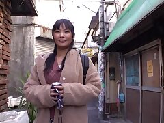 LZDQ-022 Sultry Japanese goddess Aino passionately sucks thick cock intensely