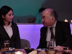 FSDSS-417 Passionate Night Saki Waitress's Sizzling Hard Encounter