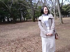 JUNY-098 Tiny Teen With Massive Boobs Handles Two Dicks Expertly in Hot Threesome