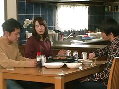 JUL-231 Seductive Mature Kink Queen Enjoys Deep Thrusting Orgasmic Encounter