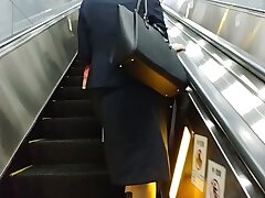 mov5 Sultry Babe Climbs On Hot Wet Thrills Await Together