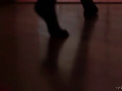 Babes_063 Sizzling Redhead CEO Tempts with Seductive Blowjob Bliss