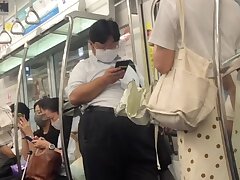 sugusoko3Re_36style Sizzling Asian Beauty Delivers Oral Pleasure Ahead of Steamy Group Sex